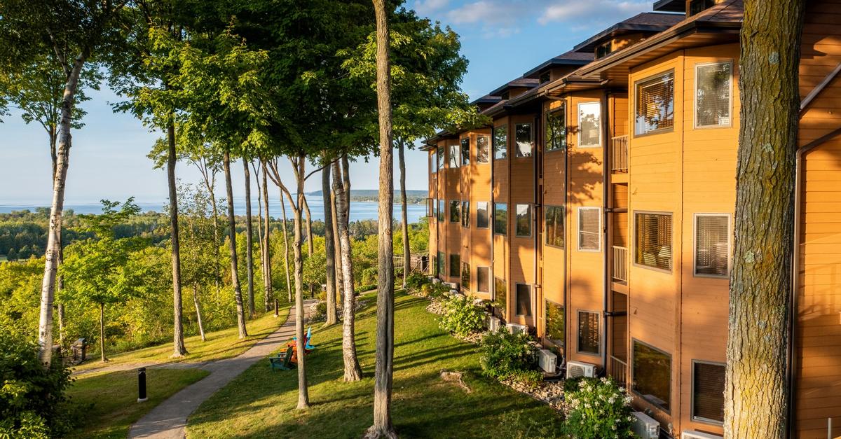 Faq Resort Watersports | The Landmark Resort, Egg Harbor