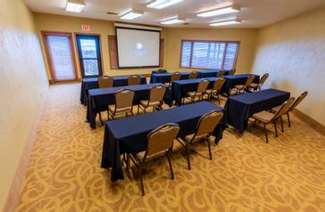 The Cove Room is in the Harbor building and offers gorgeous views of the bay of Green Bay.