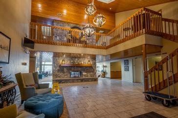 Step into your getaway at the Landmark Resort