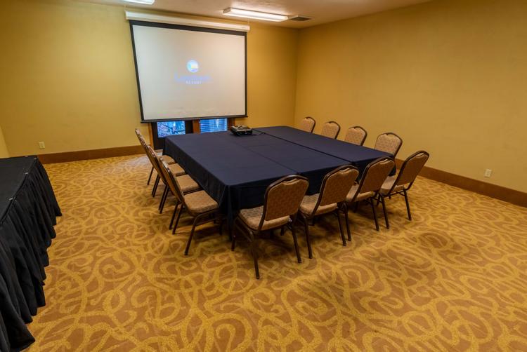 The Port Room is the only meeting space in the Charthouse, surrounded by Door County's natural forestry
